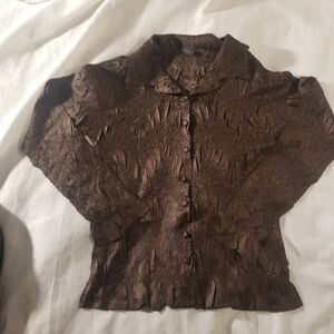 W.D.N.Y Long Sleeve Button Down Top